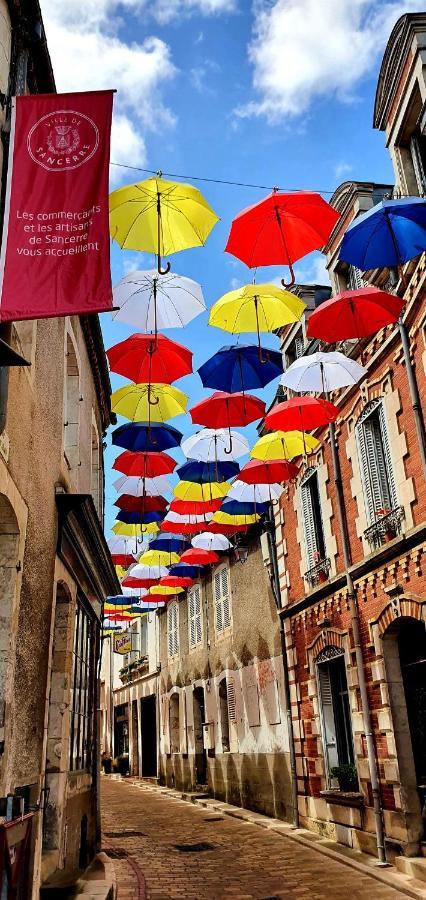 Hébergement de vacances Le Logis Des Remparts, Au Coeur De *